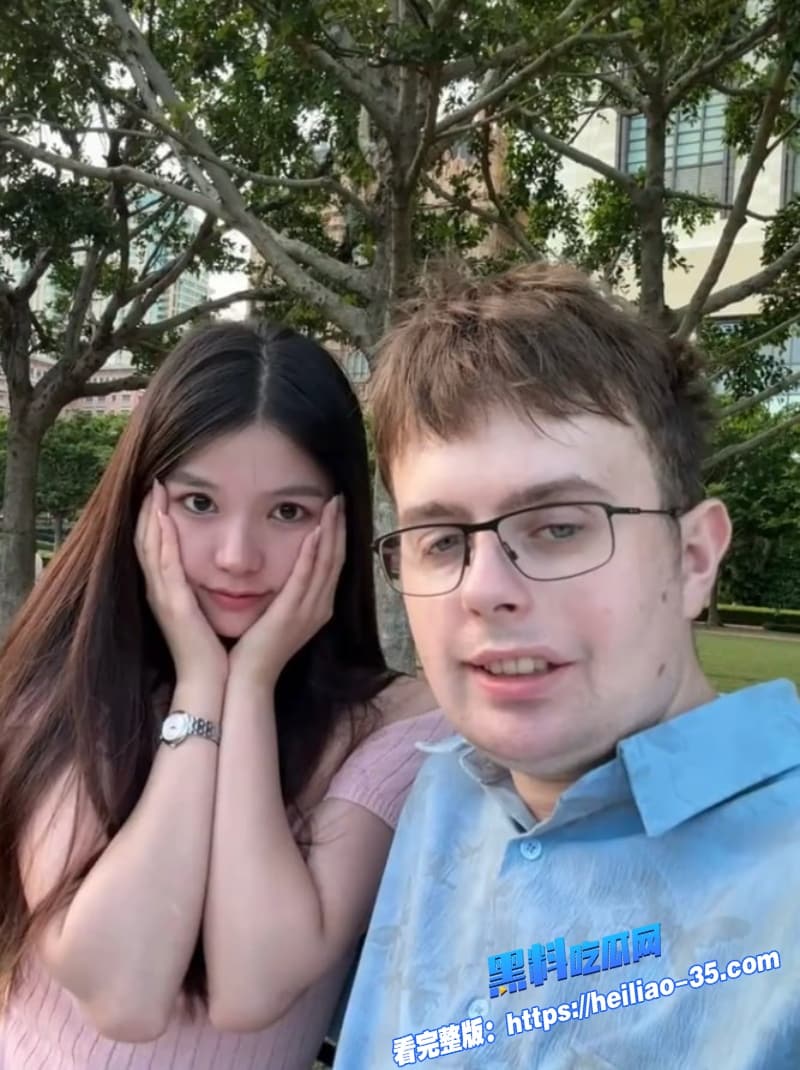 四川95后美女Ami疯狂倒贴穷鬼英国男友月薪1200刀却玩转亚洲马桶后宫 2