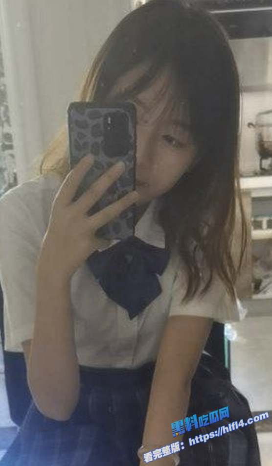 清纯反差小母狗 项上齿痕 清纯小妹妹被男友开发调教成下贱小母狗！2