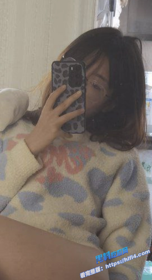 清纯反差小母狗 项上齿痕 清纯小妹妹被男友开发调教成下贱小母狗！3