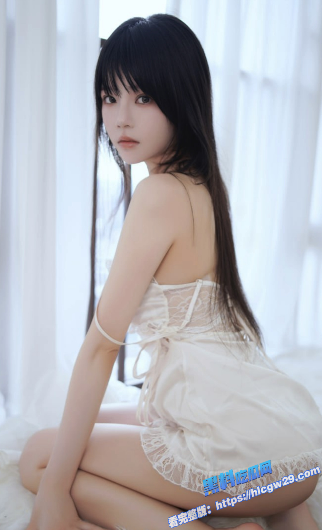 清纯女神 桜桃喵 写真合集视频 奶油盛宴足控的女神 丝袜高跟每一个动作都是在勾魂！11