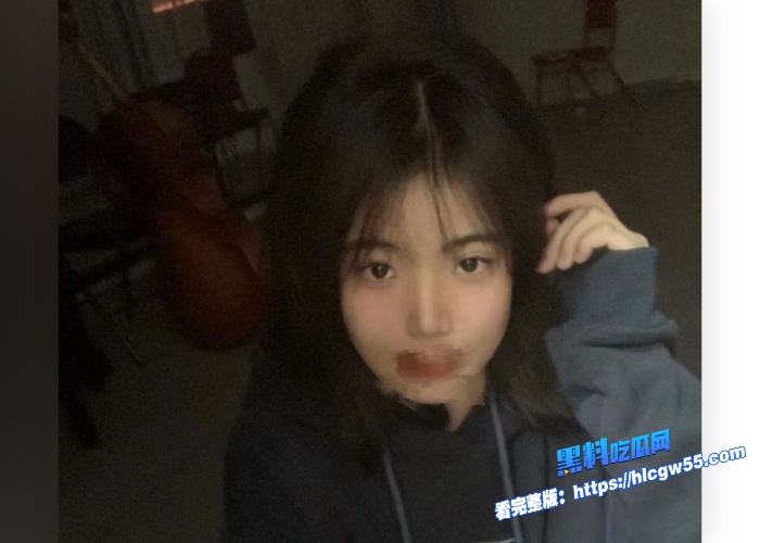 山西运城反差学生妹陈茹茹淫荡穿着学生装啪啪视频流出化身榨精魅魔口交一顿乱吸令人大开眼界 图6WH700x500px