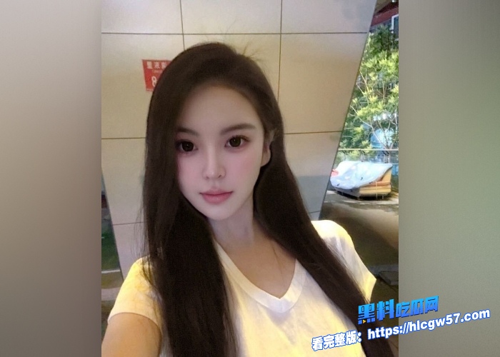 南京头号泡妞高手 陈灼 遭好哥们背刺 全套撩妹秘籍公开 母狗的小穴还把大屌包裹得非常严实！ 2