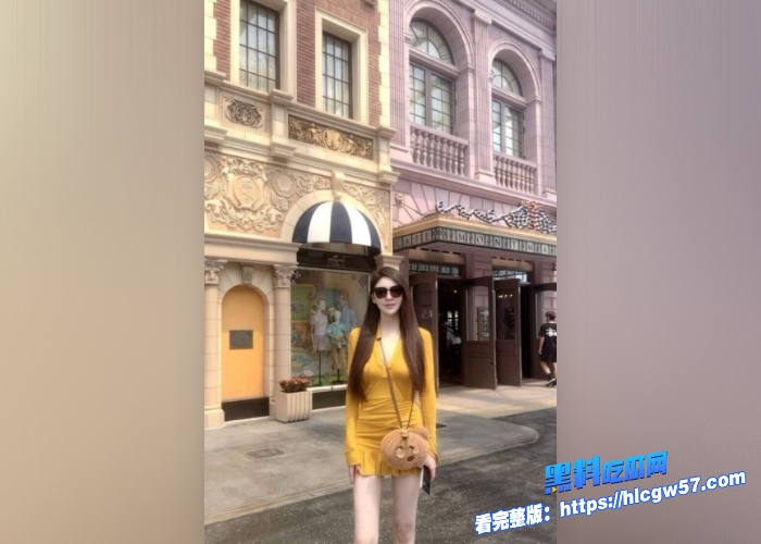 南京头号泡妞高手 陈灼 遭好哥们背刺 全套撩妹秘籍公开 母狗的小穴还把大屌包裹得非常严实！ 6
