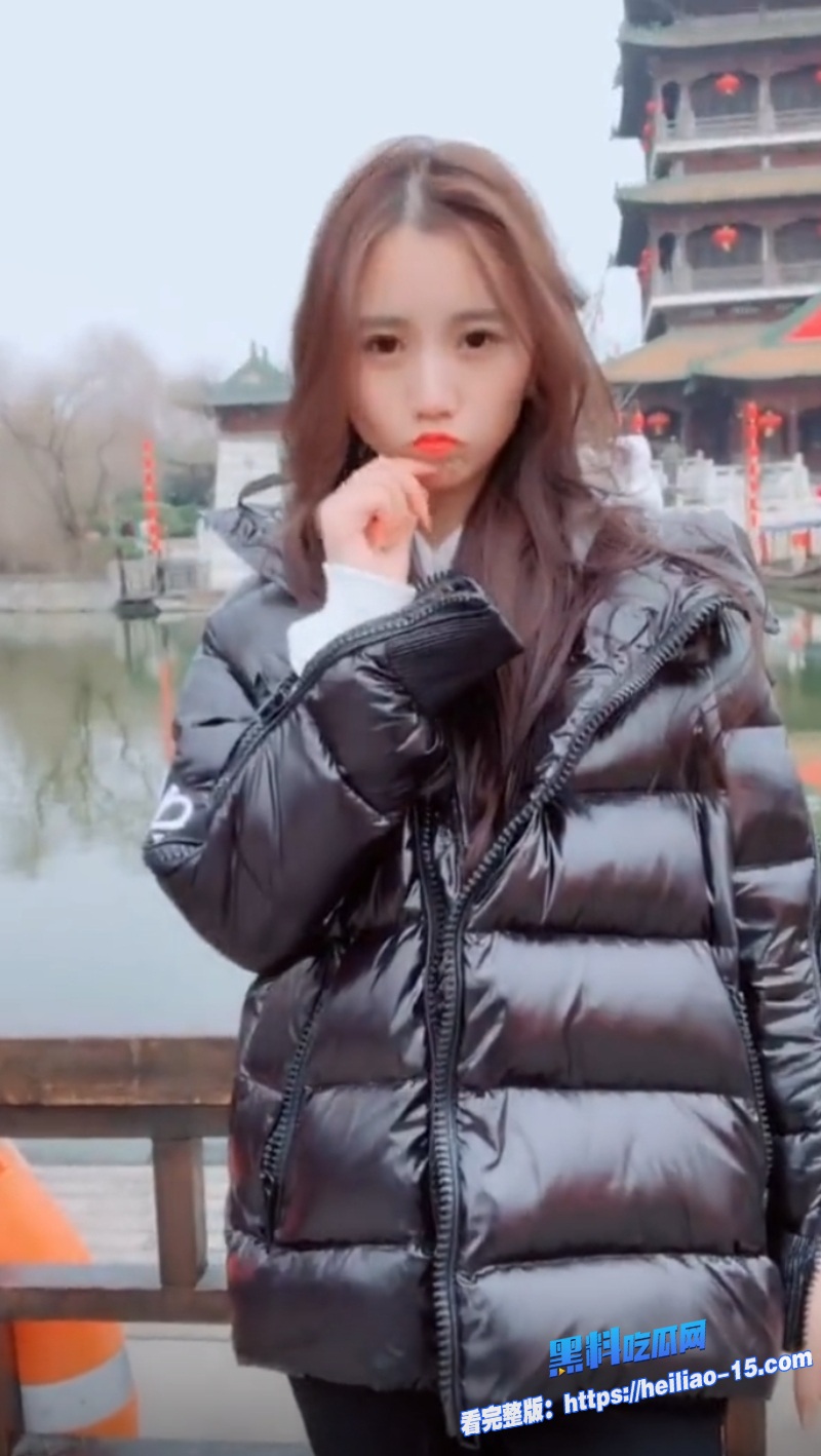 抖音网红暖儿直播福利视频泄密镂空捆绑衣性感渔网装逆天长腿淫荡起来床单都湿透了 2
