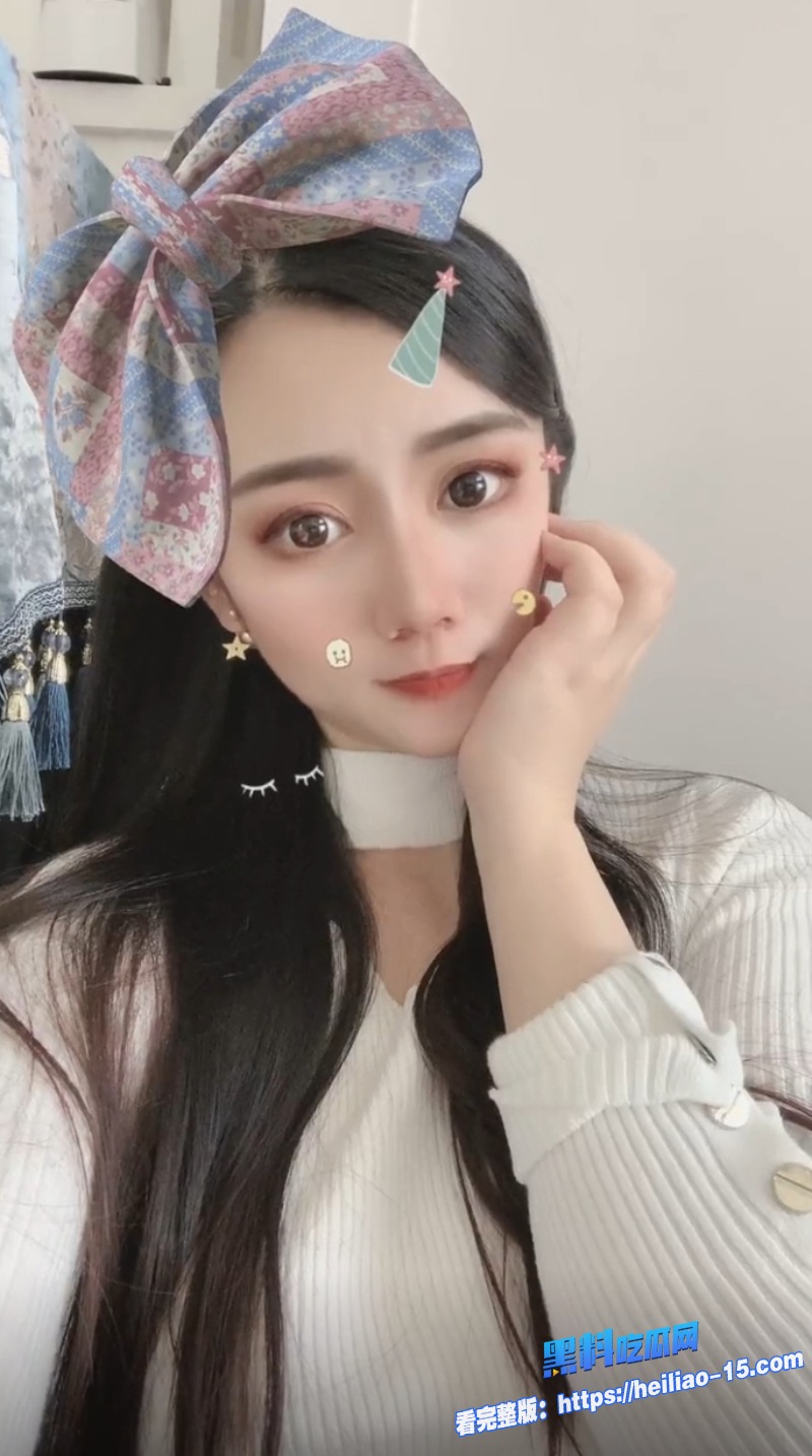 抖音网红暖儿直播福利视频泄密镂空捆绑衣性感渔网装逆天长腿淫荡起来床单都湿透了 4