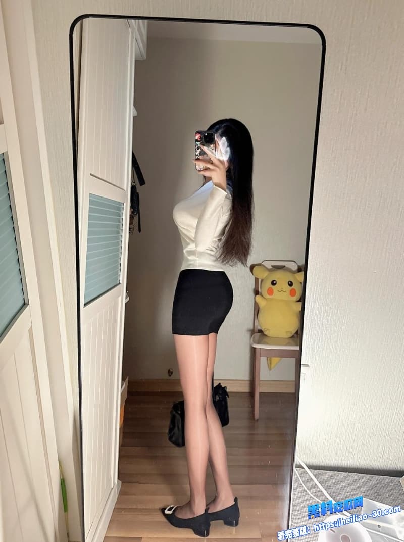潜规则升职黑丝性感女秘书翘臀诱惑老板卫生间洗漱台激情实拍全曝光被疯狂猛操 1