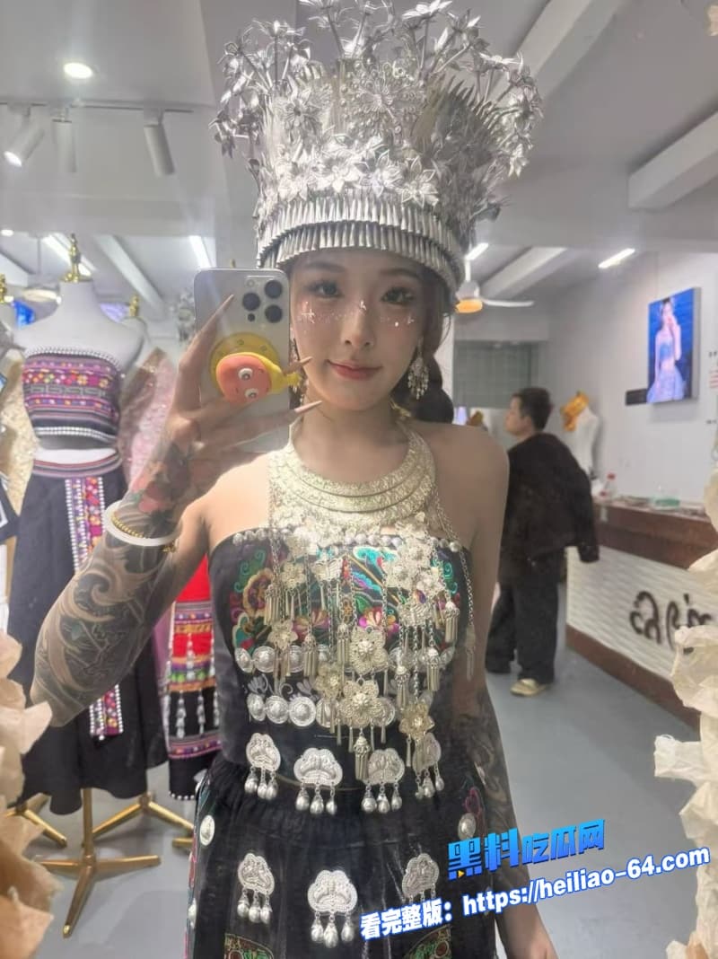 海角家庭乱伦弟媳被渣男骗财骗身后下手安慰她得手之后直接疯狂抽插网友直呼太会了5 海角家庭乱伦弟媳被渣男骗财骗身后下手安慰她得手之后直接疯狂抽插网友直呼太会了5