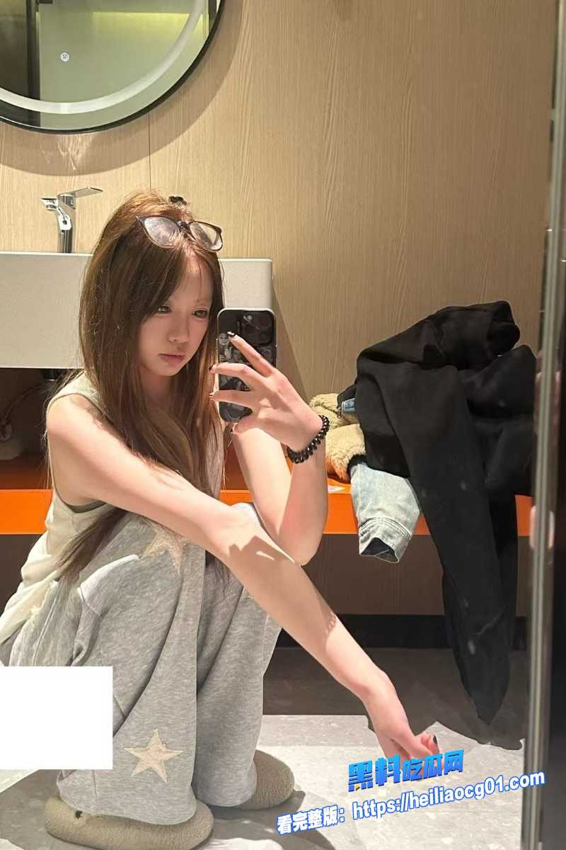 景德镇双马尾萝莉李佳昔3
