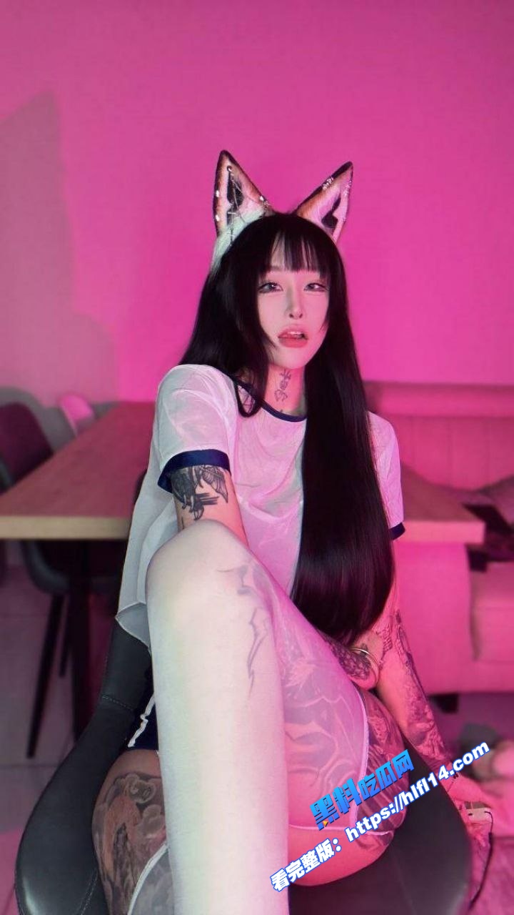 特推女神反差婊 九条南无 用双头电动棒齐插白虎小穴  抖动的身体嗨翻天！ 图1