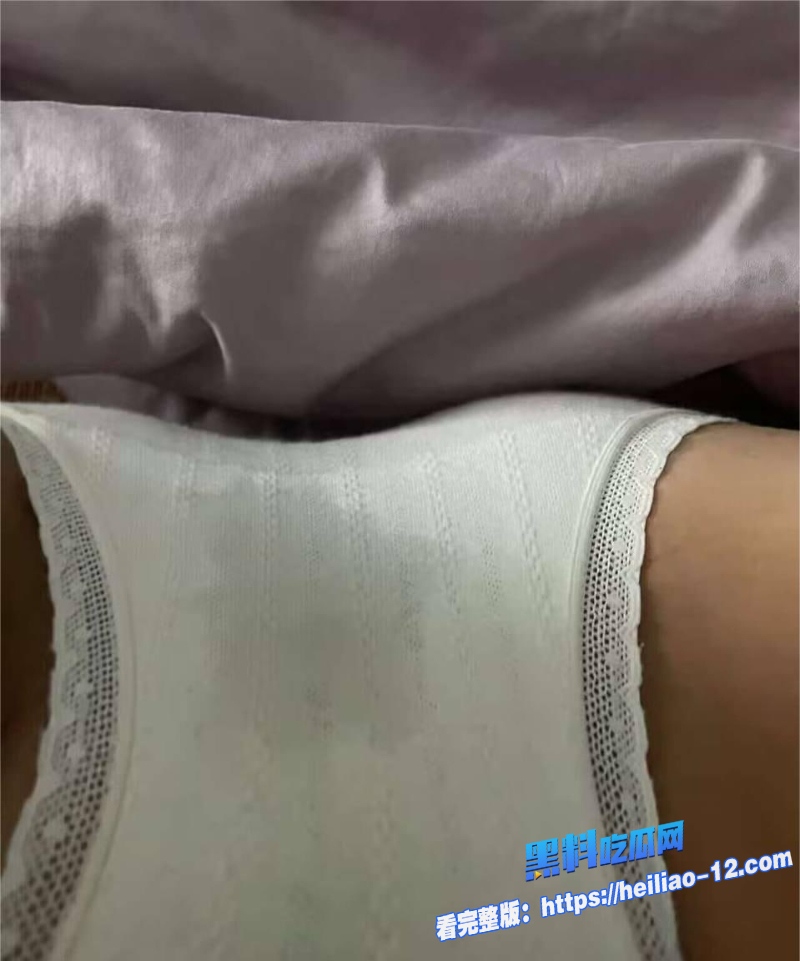 重庆财经学院校花李佳怡私密视频炸裂流出 9 重庆财经学院校花李佳怡私密视频炸裂流出 9