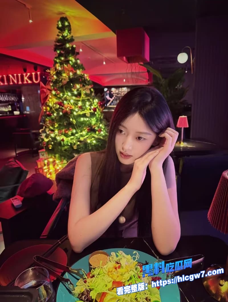 无锡富二代淫乱派对大曝光3女1男酒店自拍抖音炫耀厂二代身份被扒多人混战视频流出瓜友们有眼福了4
