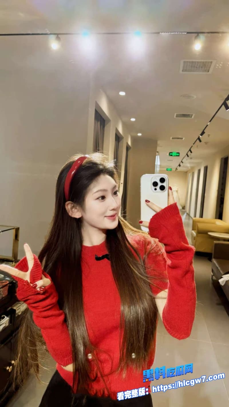 无锡富二代淫乱派对大曝光3女1男酒店自拍抖音炫耀厂二代身份被扒多人混战视频流出瓜友们有眼福了16