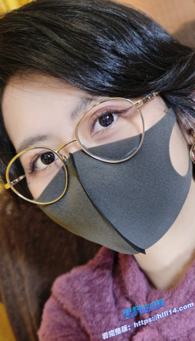 推特400万粉极品福利姬 Naimi奶咪 白丝死库水自慰 闷骚短发 XP诱惑力拉满！1