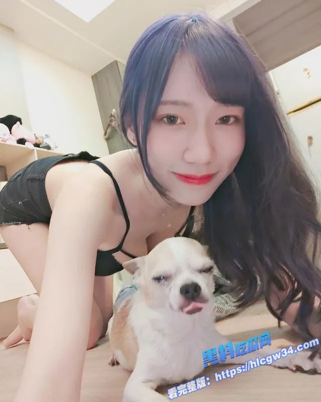 32万粉丝巨乳网红 芷涵 被男友曝光大量私密照和视频 洗澡时美妙酮体 被一览无余16