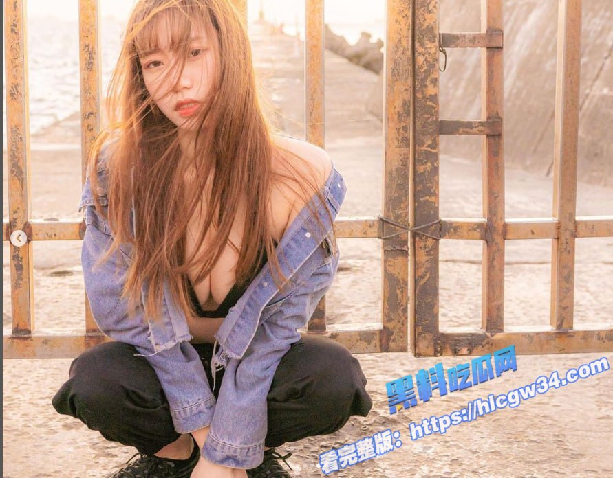 32万粉丝巨乳网红 芷涵 被男友曝光大量私密照和视频 洗澡时美妙酮体 被一览无余56