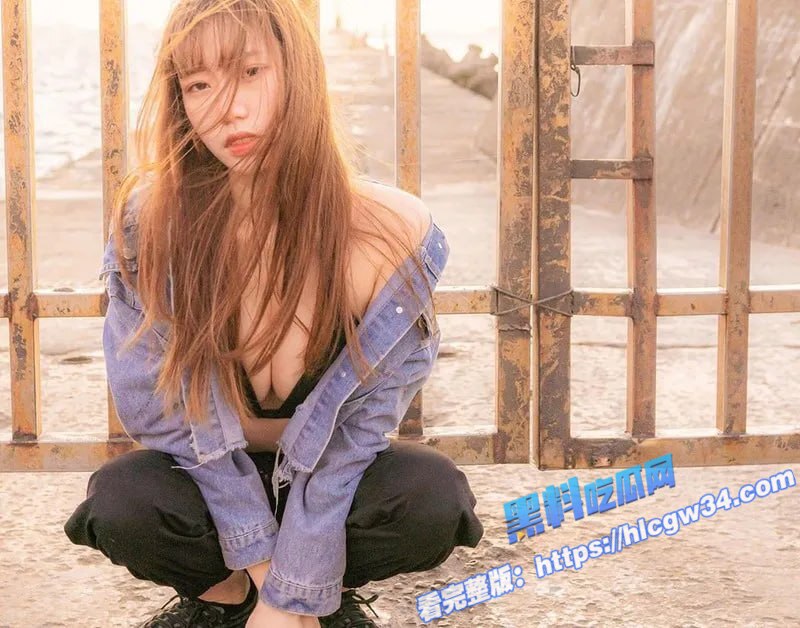 32万粉丝巨乳网红 芷涵 被男友曝光大量私密照和视频 洗澡时美妙酮体 被一览无余69