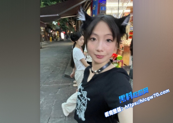 超纯在校大学生和网恋很久男友见面在酒店秒变小野猫口交上位乘骑后入十足反差婊 图2
