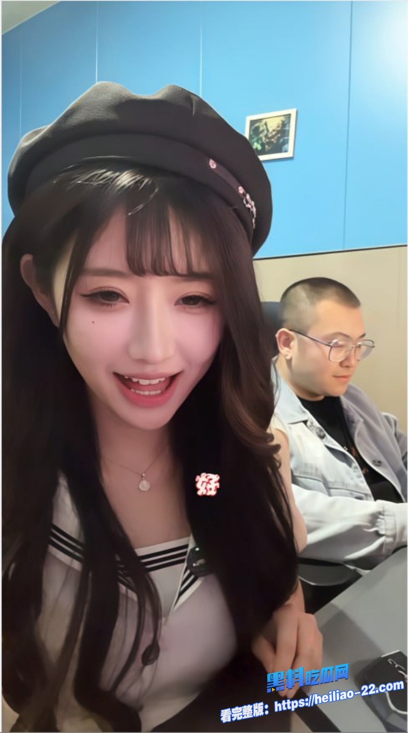 第一视角感受地陪女的一天咯咯哒打着游戏陪玩的名义在网上公开揽客甜妹撒娇辅助超会哄 2