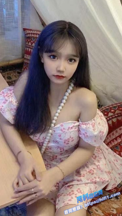 真实乱伦！老婆的亲姐姐 大姨子趁老婆不在家偷偷和我做爱 大姨子太骚了！图1