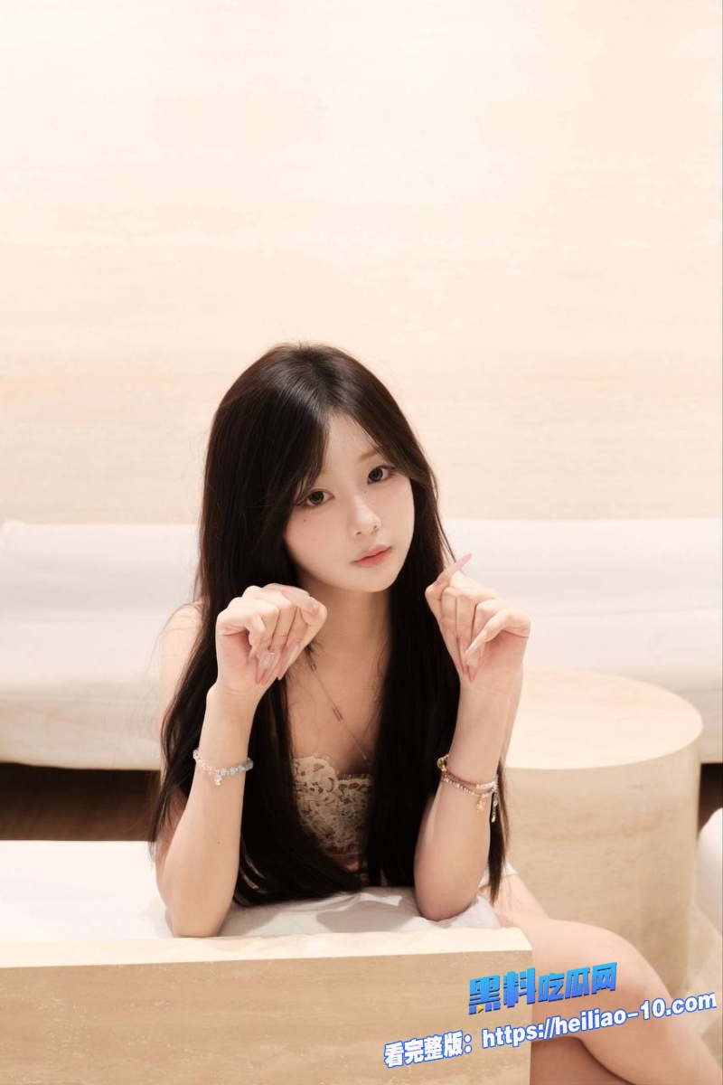 反差网红蛇信子姐姐兔牙蛇蛇可爱兔女郎 4