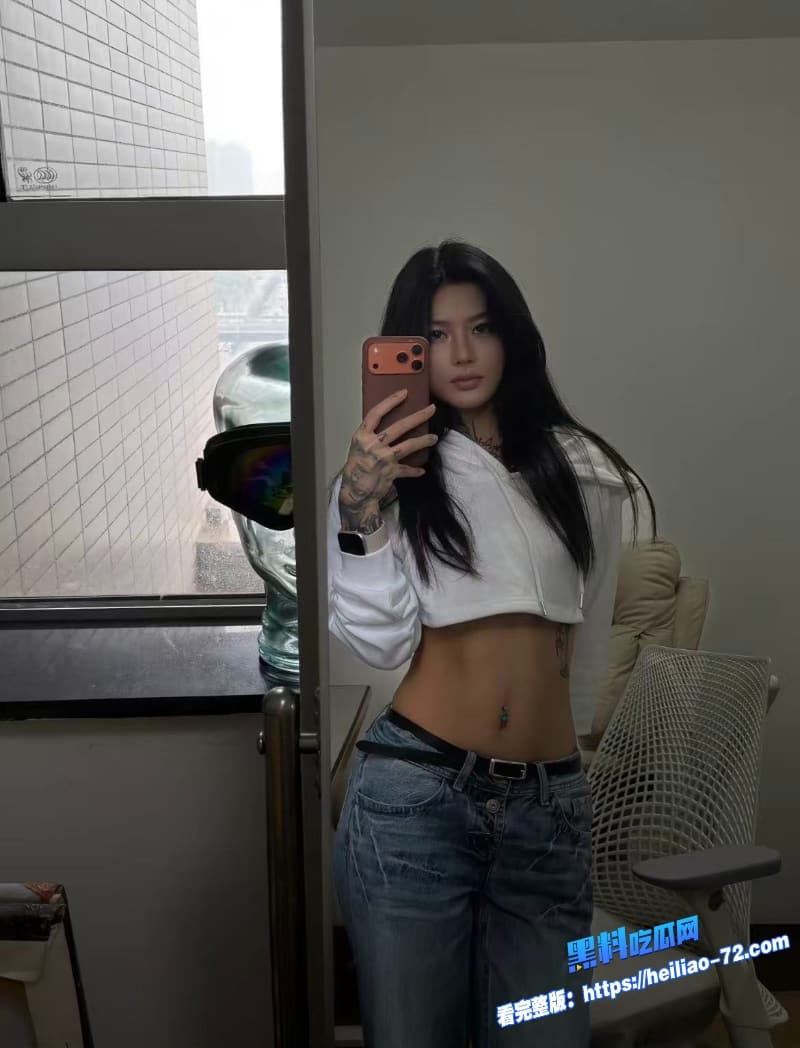 抖音博主刺青阿诗不雅视频曝光湖南健身纹身师猛干高冷网红完全是反差婊本色3