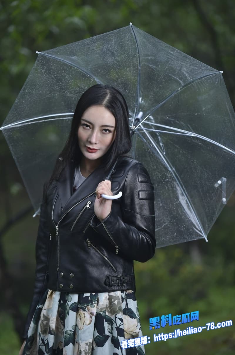 极品嫩模王李丹妮一路向西经典莞式服务跪舔毒龙骑乘榨精重温神级场面14 极品嫩模王李丹妮一路向西经典莞式服务跪舔毒龙骑乘榨精重温神级场面14