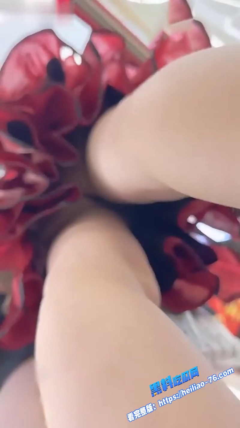 深圳万达街头偷拍 无内裤骚学妹多角度走光 粉嫩翘臀晃荡长直腿控福利太权威图7 深圳万达街头偷拍 无内裤骚学妹多角度走光 粉嫩翘臀晃荡长直腿控福利太权威图7