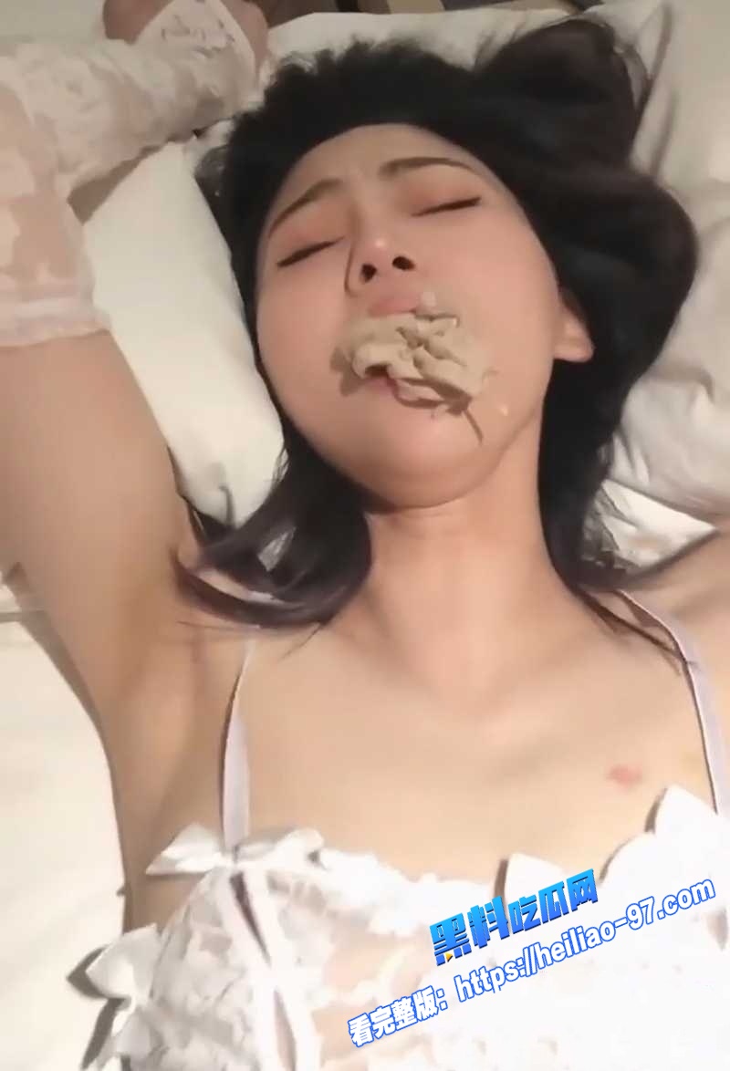抖音网红芥末小章鱼白天读博晚上变极品母狗被金主爆操视频意外泄露6