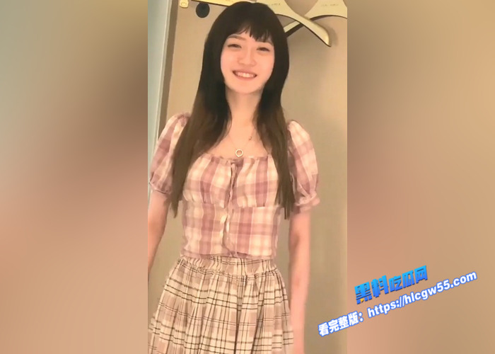 黑料PK！清纯学生妹 VS 高颜反差婊 一个是校园清纯女神 一个是高颜反差美女 你更中意哪一款2