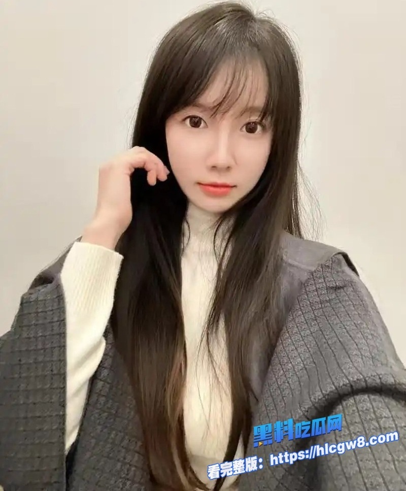 金融圈大瓜广发基金经理杨冬被女友谭珺发文催婚控诉渣男行为并曝光其私密视频3