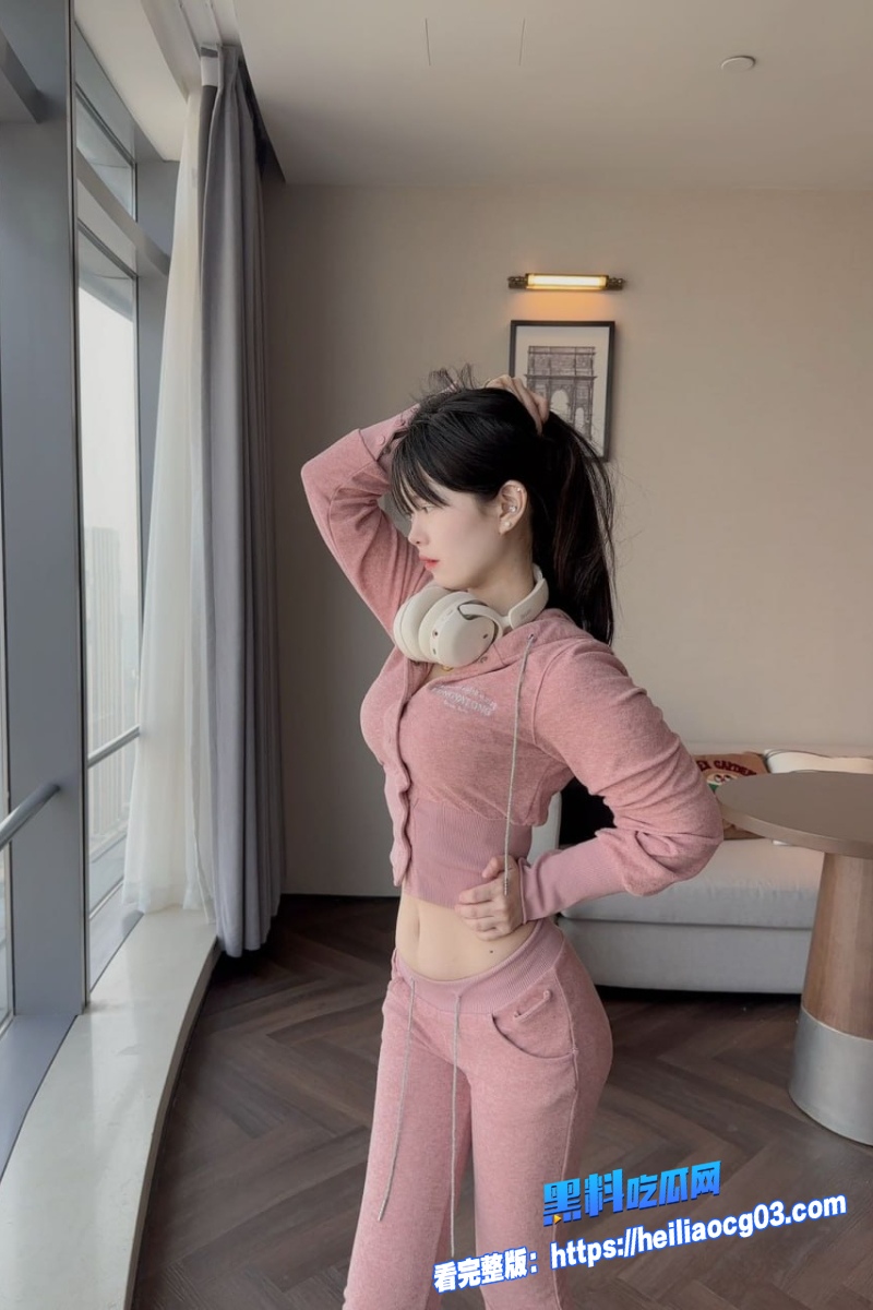 足球宝贝小汤唯3