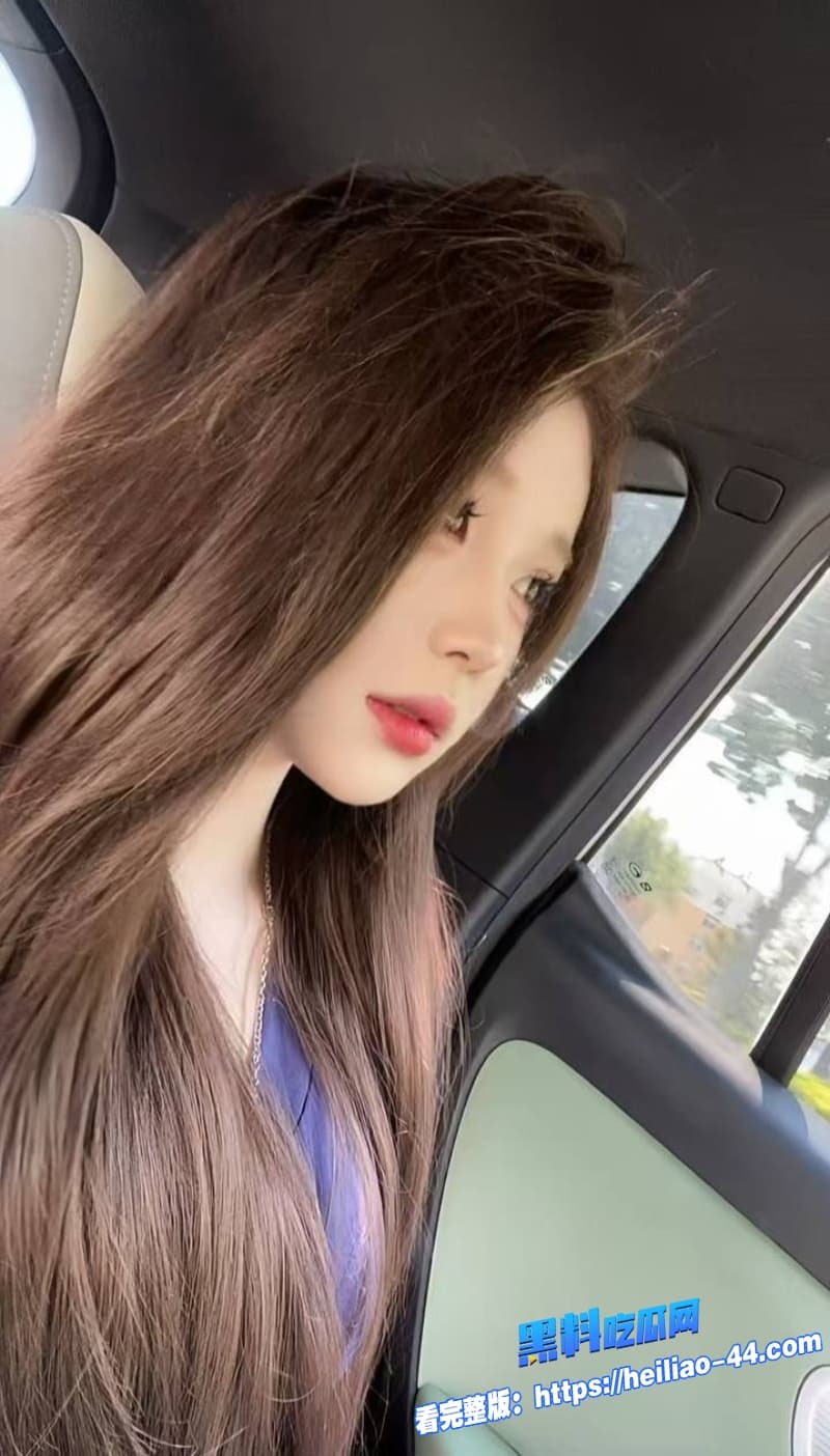 高颜值学姐与学弟出租屋做爱视频流出身穿黑丝JK被无套暴力打桩最后直接偷偷射进去10