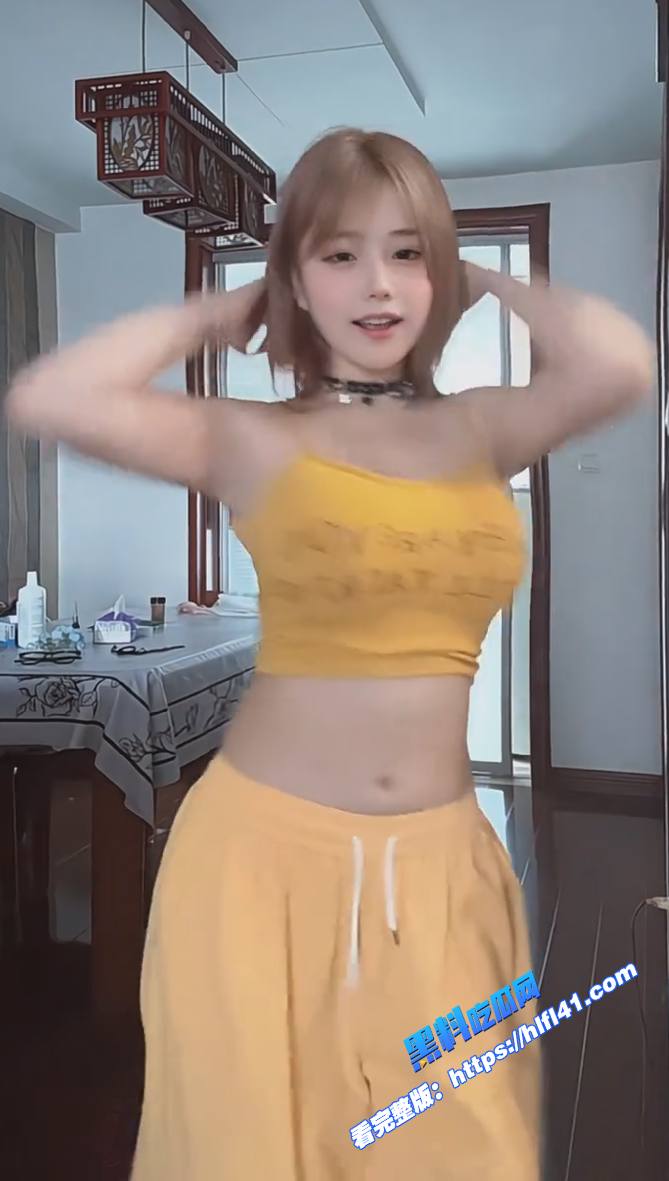 抖音百万网红凹菟嫚和榜一1v1裸聊视频曝光流出巨乳揉胸掰穴发骚热舞简直诱惑十足 图5 抖音百万网红凹菟嫚和榜一1v1裸聊视频曝光流出巨乳揉胸掰穴发骚热舞简直诱惑十足 图5