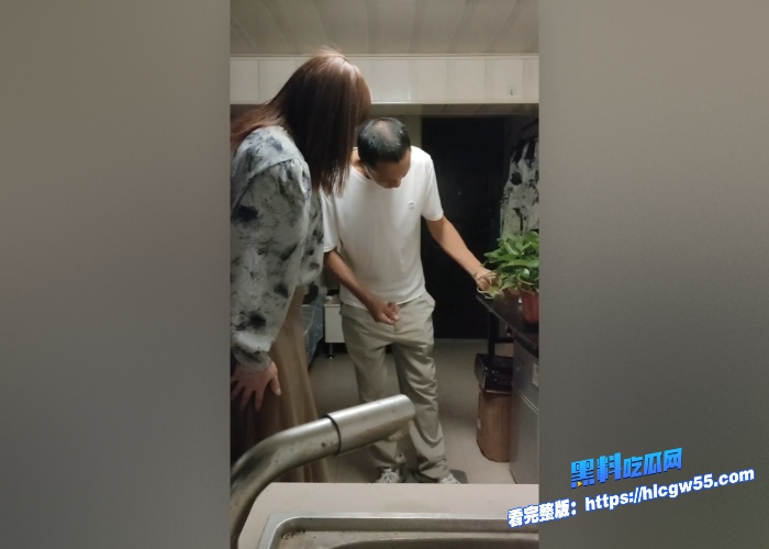 伪娘阿红色诱猛男第八期已婚人士专期老婆在家玩腻了不如去玩玩阿红红姐的魅力疯狂四射 图8WH700x500px 伪娘阿红色诱猛男第八期已婚人士专期老婆在家玩腻了不如去玩玩阿红红姐的魅力疯狂四射 图8WH700x500px