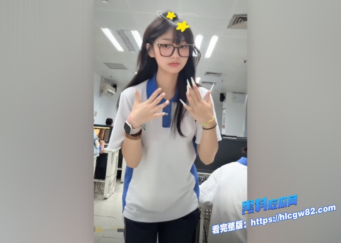 广东高三学妹李思琪与校外精神小伙自拍完整版视频流出被人踩头爆操无毛一线天嫩穴一晚都要肿好几次吧 图3 广东高三学妹李思琪与校外精神小伙自拍完整版视频流出被人踩头爆操无毛一线天嫩穴一晚都要肿好几次吧 图3