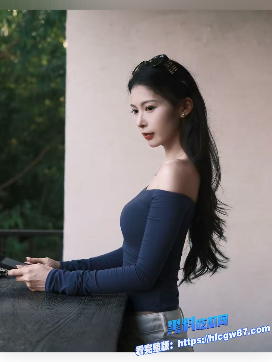 御姐范的纹身小妹深喉吸精 5 御姐范的纹身小妹深喉吸精 5