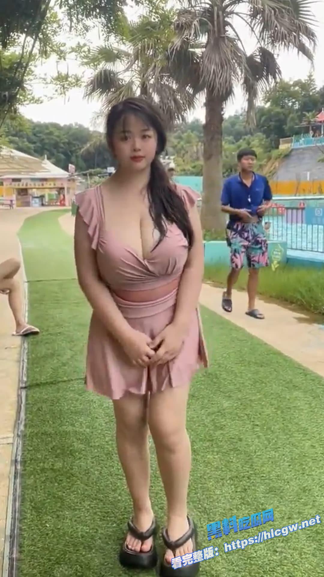 快手大奶少妇官先琴2
