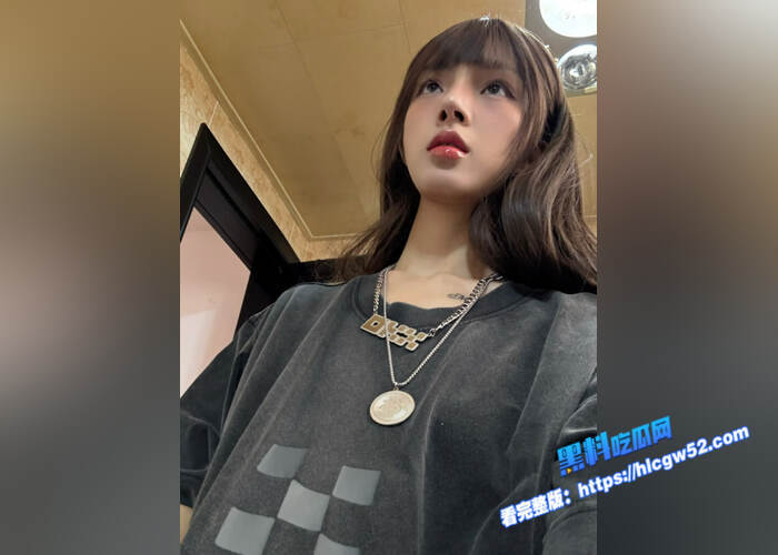 币圈10w粉丝kol草莓软糖 成名之前和男友性爱合集视频被无情爆出 身材脸蛋绝顶5 币圈10w粉丝kol草莓软糖 成名之前和男友性爱合集视频被无情爆出 身材脸蛋绝顶5