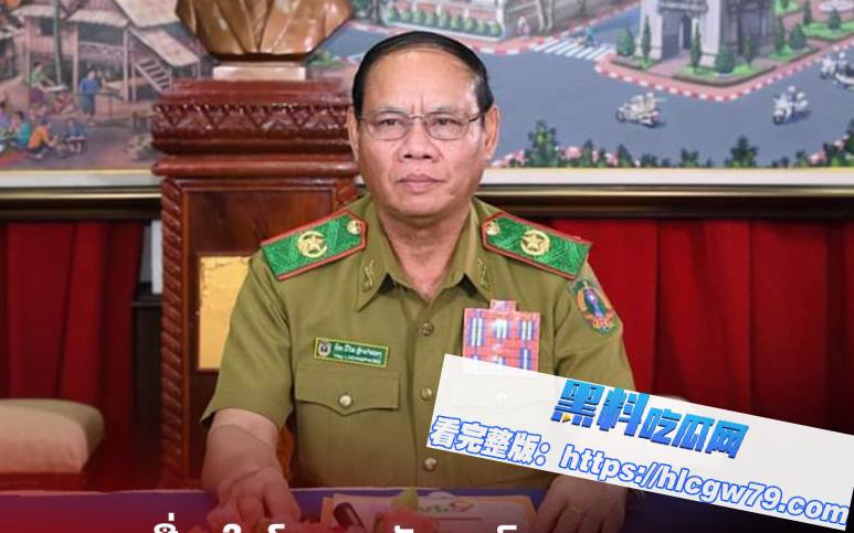 中国公安部长王小洪在北京会见老挝公安部长威莱01