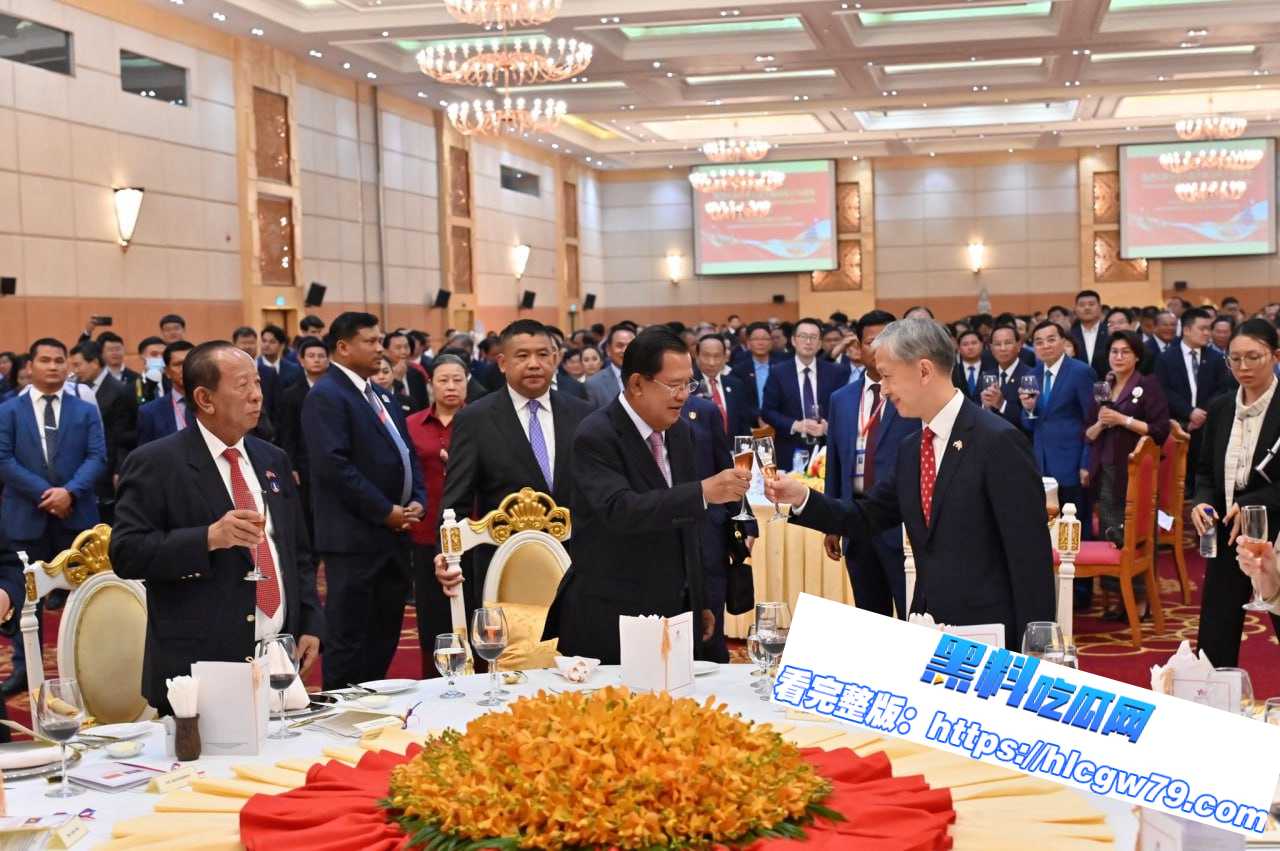 洪森：2025年是柬中关系的“特殊年份”01