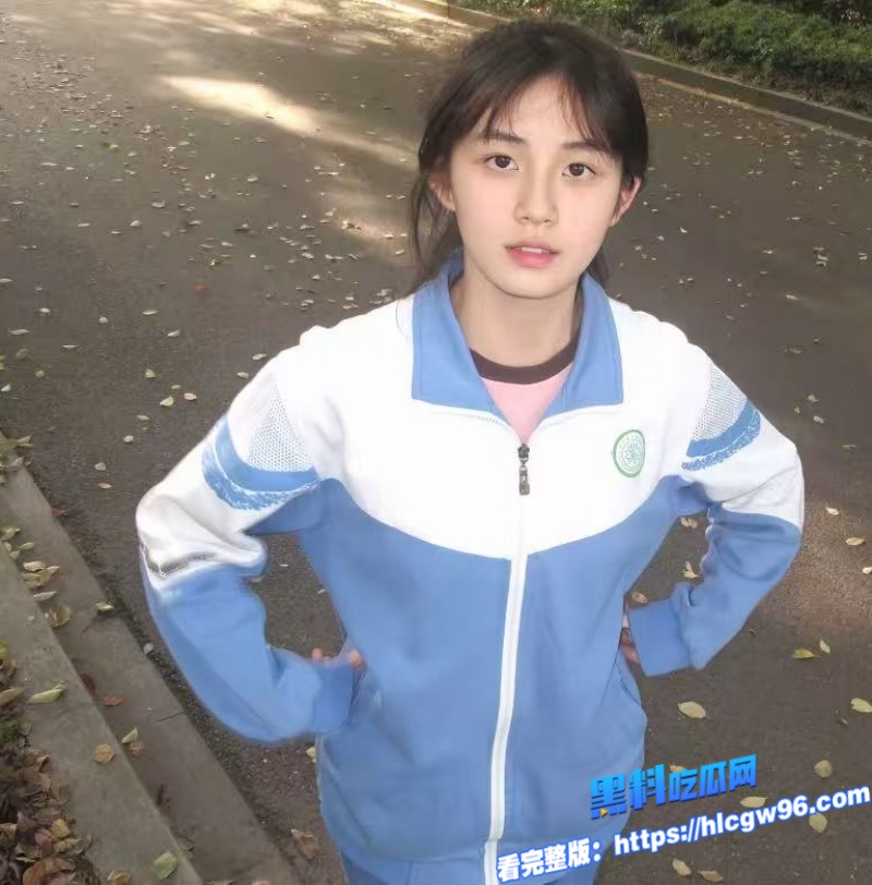 清纯大学生被男友彻底调教成淫荡贱狗2