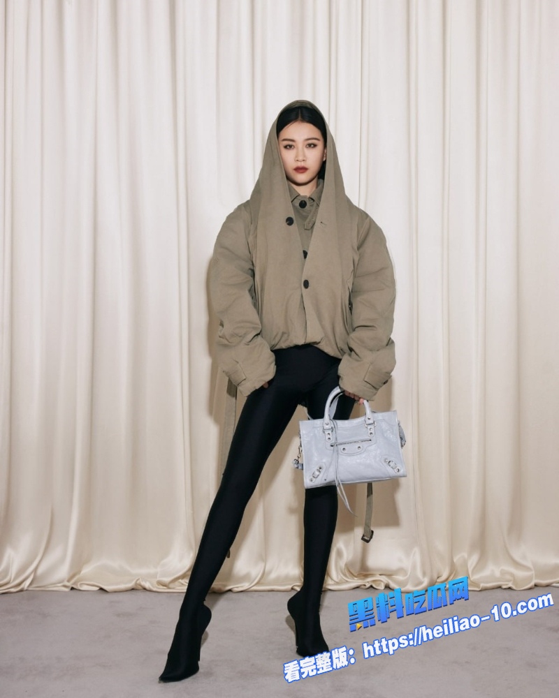 中国内地女歌手李嘉格离婚后高调晒新欢婚前与知名导演车澈出轨视频曝光1