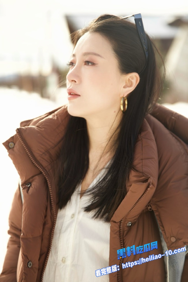 中国内地女歌手李嘉格离婚后高调晒新欢婚前与知名导演车澈出轨视频曝光5