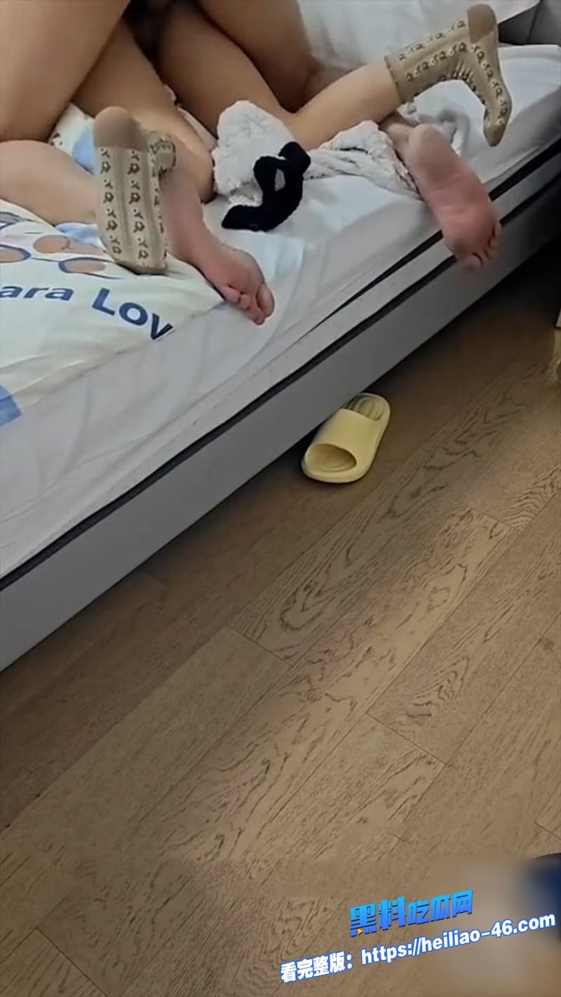 海角母子乱伦勾人俏妈妈最新神作被妈妈打了怎么办直接各种姿势插到她怀疑人生6