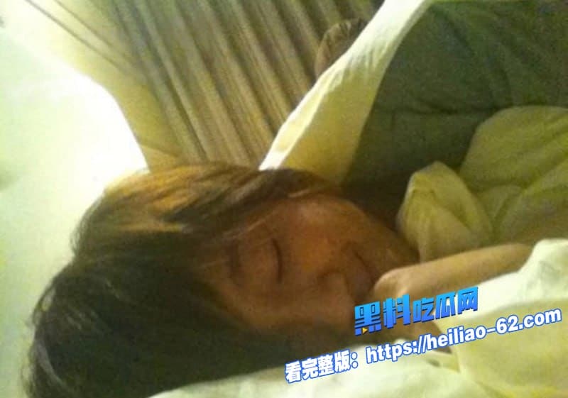 胡歌早年恋情大曝光初恋女友再曝更多聊骚细节狗仔挖早年暧昧书信劈腿朱丹脚踏两条船36