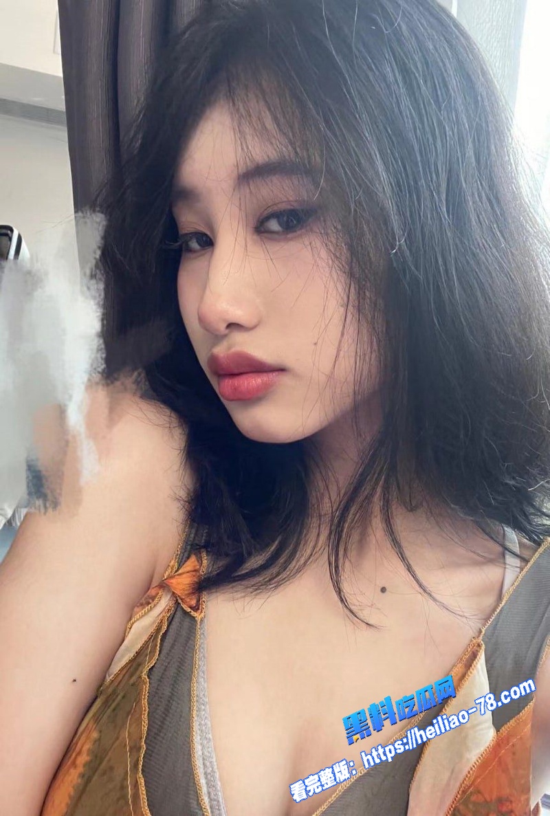 杭州职业学院 王方锐 私拍视频曝光 极品身材搔首弄姿 巨乳狂甩嫩穴掰开一览无余图9 杭州职业学院 王方锐 私拍视频曝光 极品身材搔首弄姿 巨乳狂甩嫩穴掰开一览无余图9