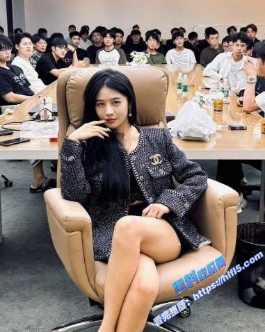 抖音百万网红 貂蝉不馋 黑历史被扒 原来电商精英竟是外围女出身！6