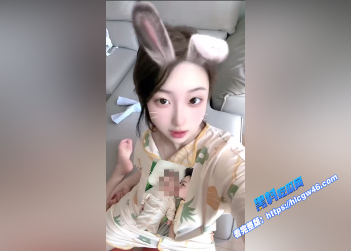 抖音超高颜值女神 小佳baby 土豪定制视频曝光!你就说这个颜值顶不顶就完事了25 抖音超高颜值女神 小佳baby 土豪定制视频曝光!你就说这个颜值顶不顶就完事了25