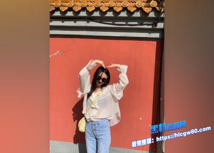 大连某企业少妇女高管新婚期间背着老公约操情人镜子前露脸怼拍暴力后入闭眼骑乘一脸享受肉棒顶到宫腔骚穴淫水直流7