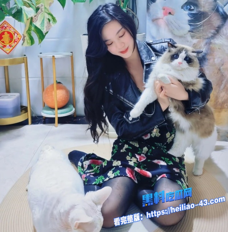 淫荡人妻最爱上位骑乘巨乳上下狂晃淫荡浪叫勾人心魄4